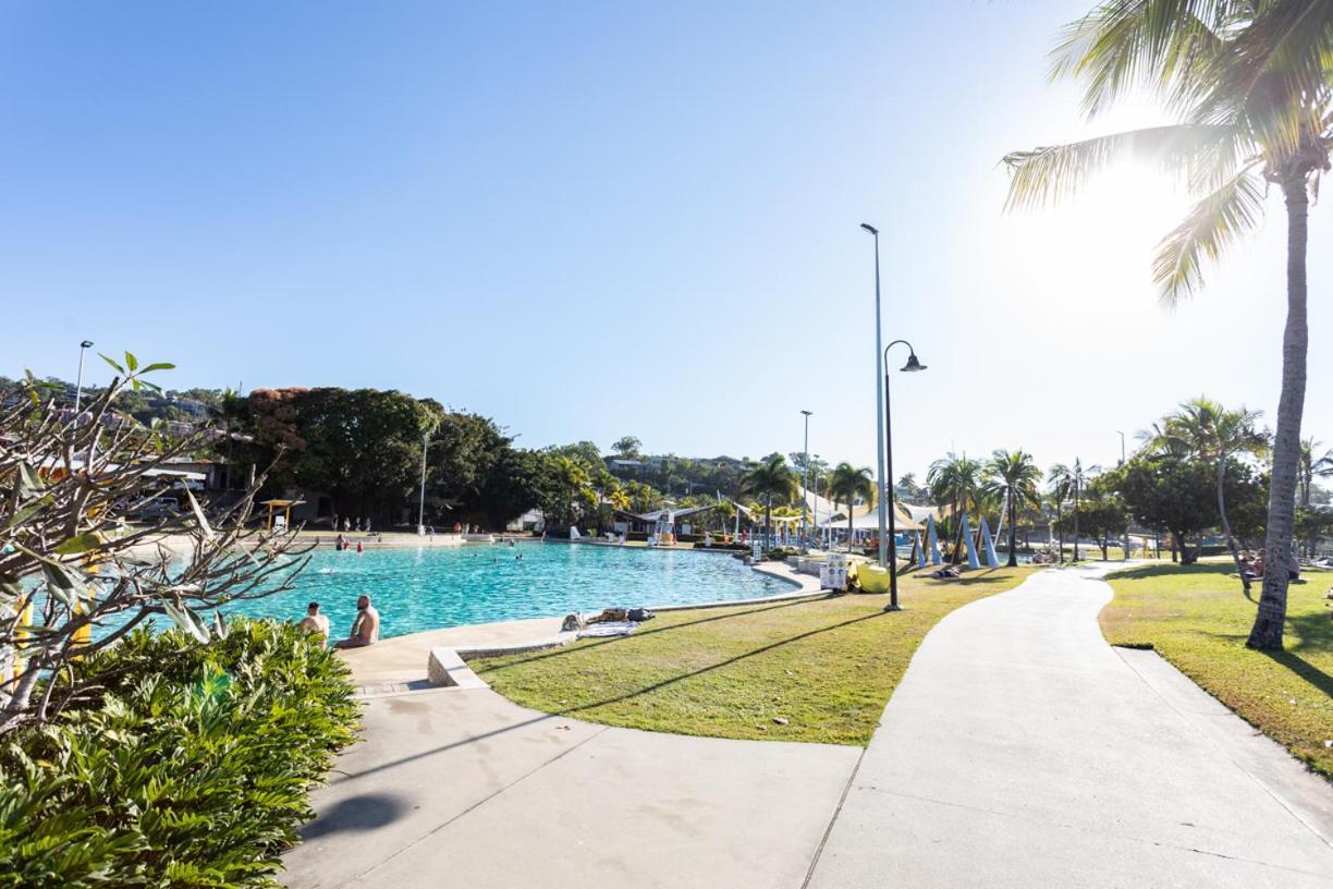 Central Ocean View Studio 27A Apartment Airlie Beach Exterior photo